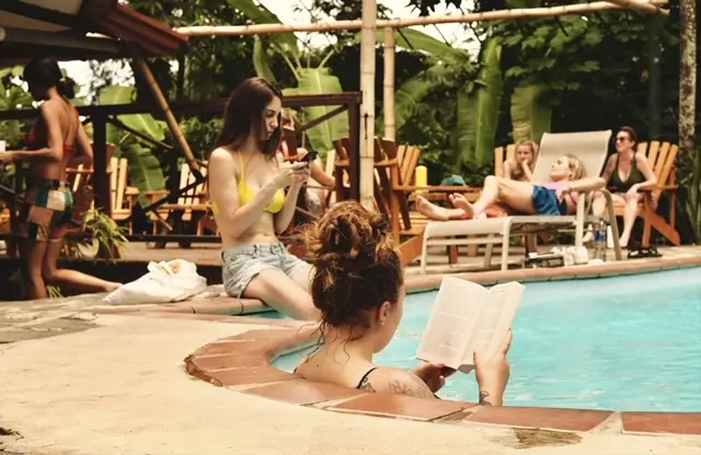 An afternoon at the pool between sessions